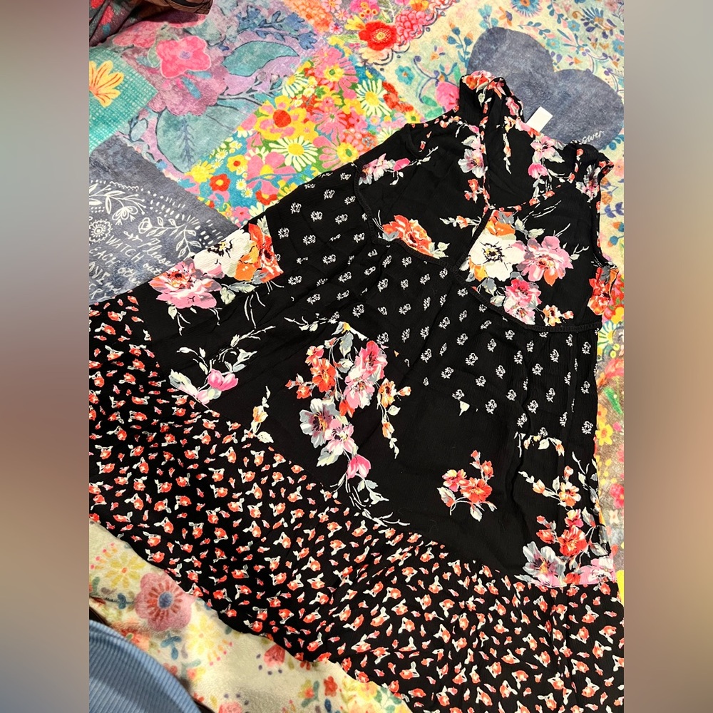 Floral Mixed Print Dress - Picture 6 of 7